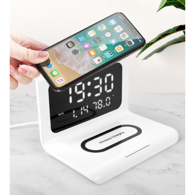 Ceas cu afisaj digital si alarma cu statie de incarcat wireless si incarcare rapida.